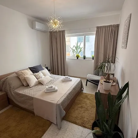 Floor Flat In